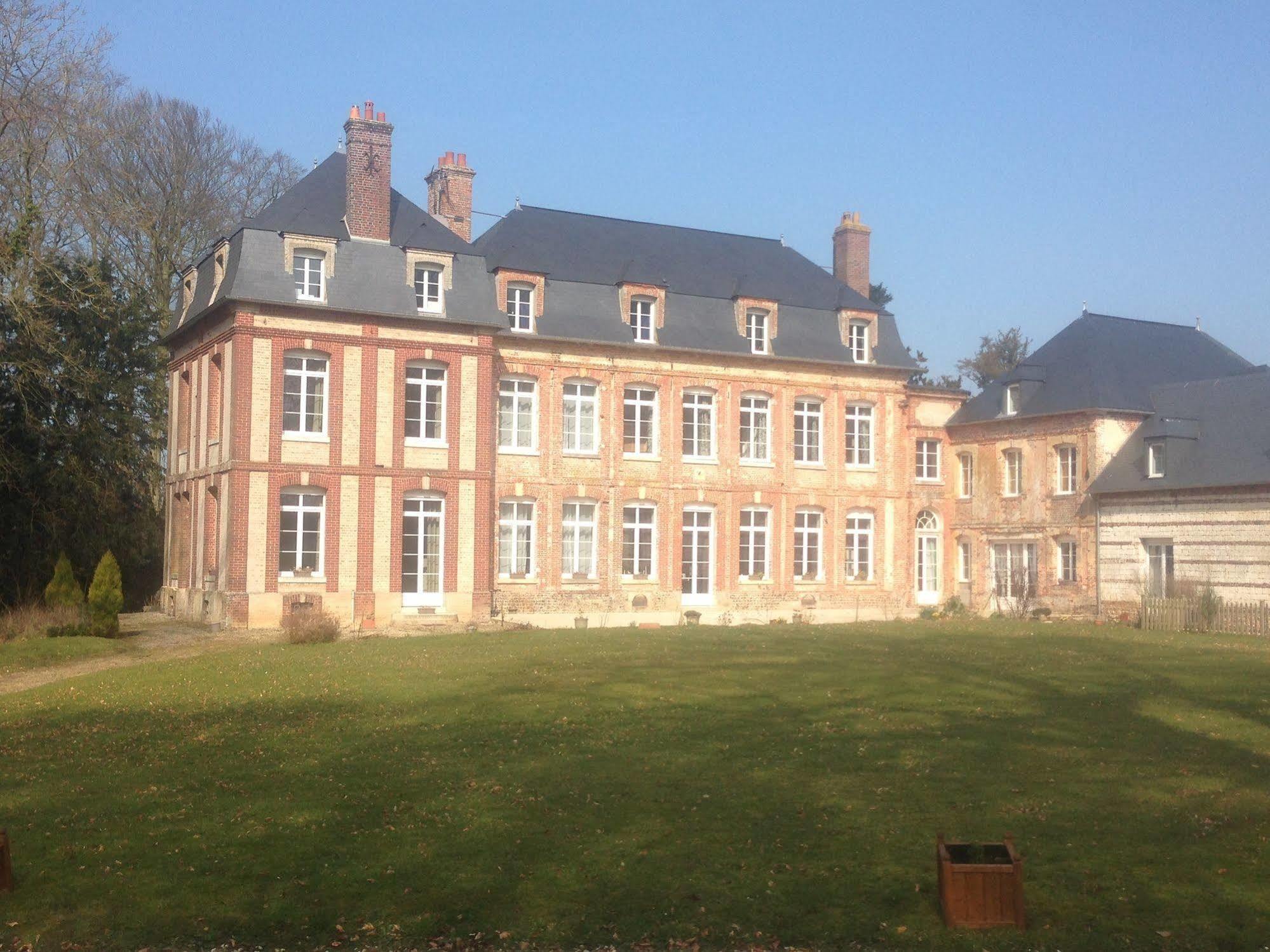 Le Chateau De Greges Экстерьер фото